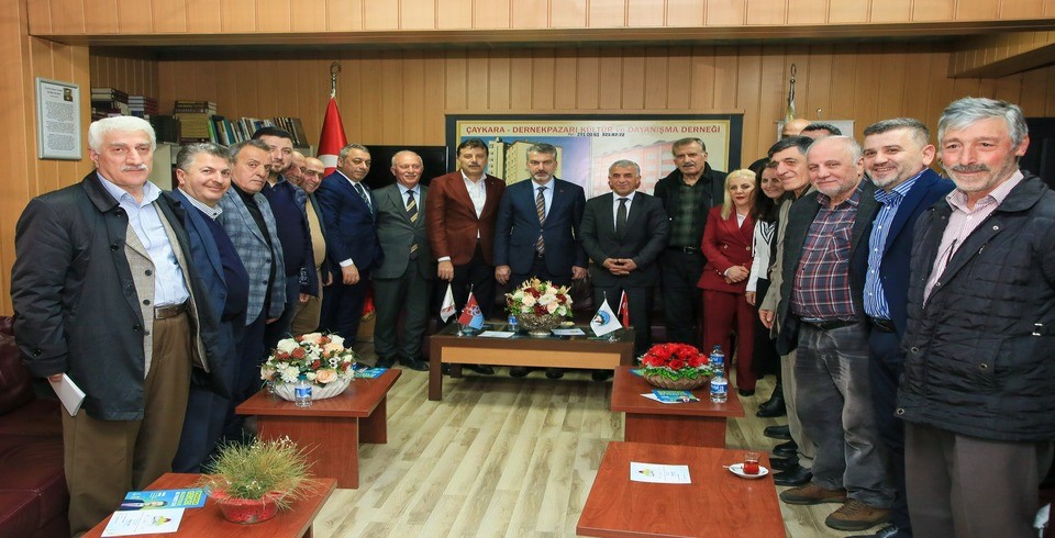 ortahisar-akparti-belediye-baskan-adayindan-ziyaret